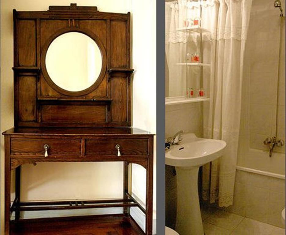 Hostal Delfina Madrid Bagian luar foto